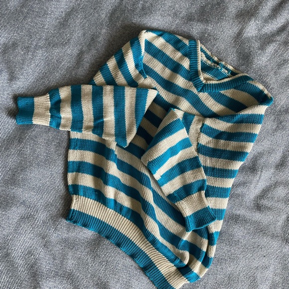 Hand made cropped sweater - Picture 4 of 5